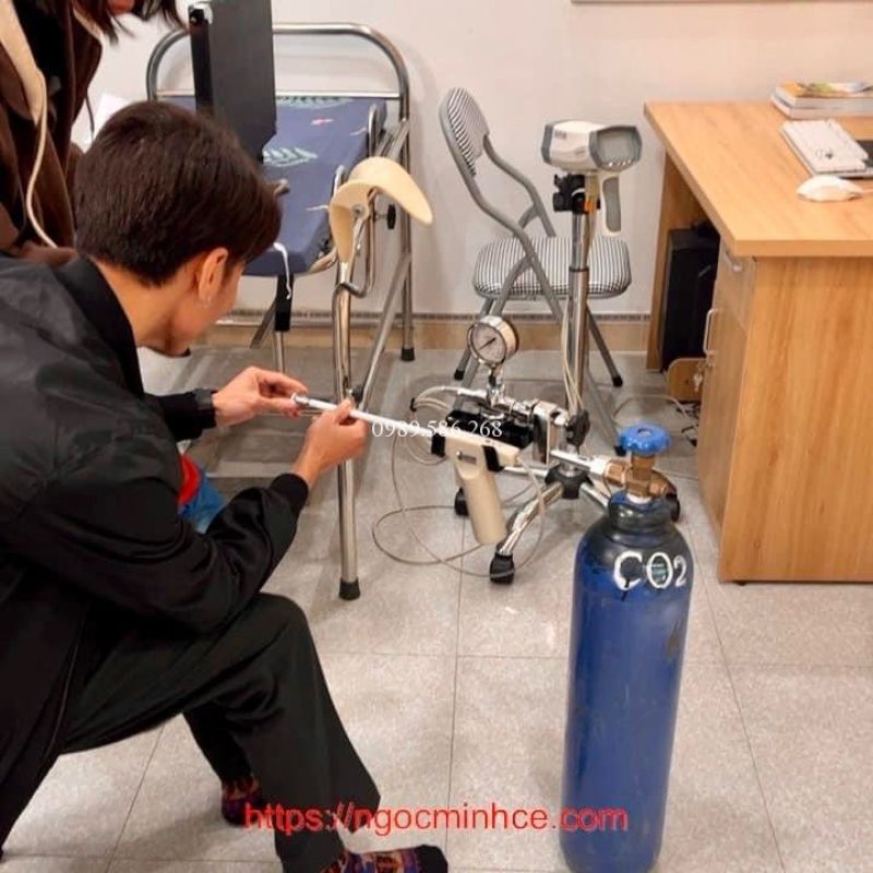 BÀN GIAO HƯỚNG DẪN SỬ DỤNG MÁY ÁP LẠNH SẢN KHOA CHO PHÒNG KHÁM HÀ ANH NAM ĐỊNH